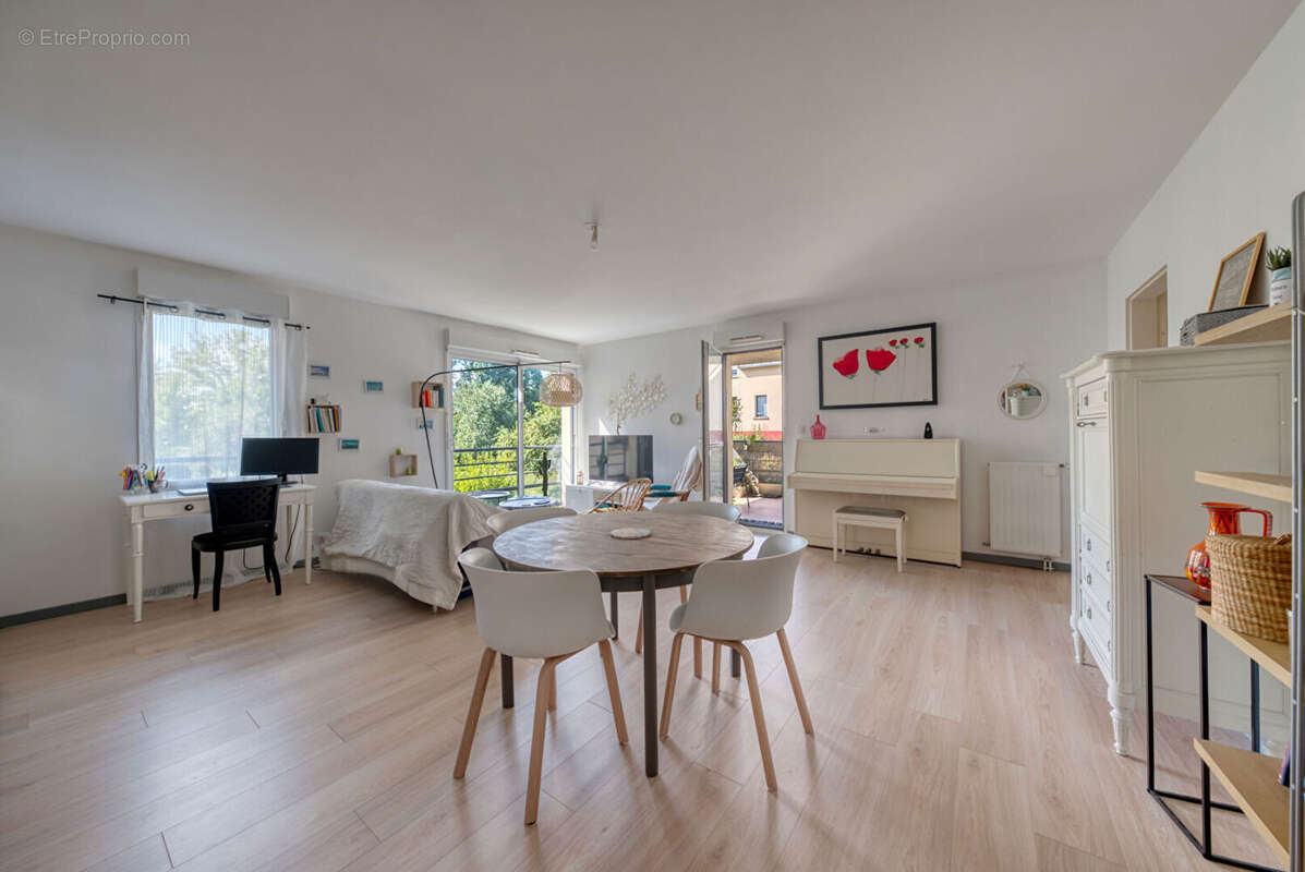 Appartement à THORIGNE-FOUILLARD