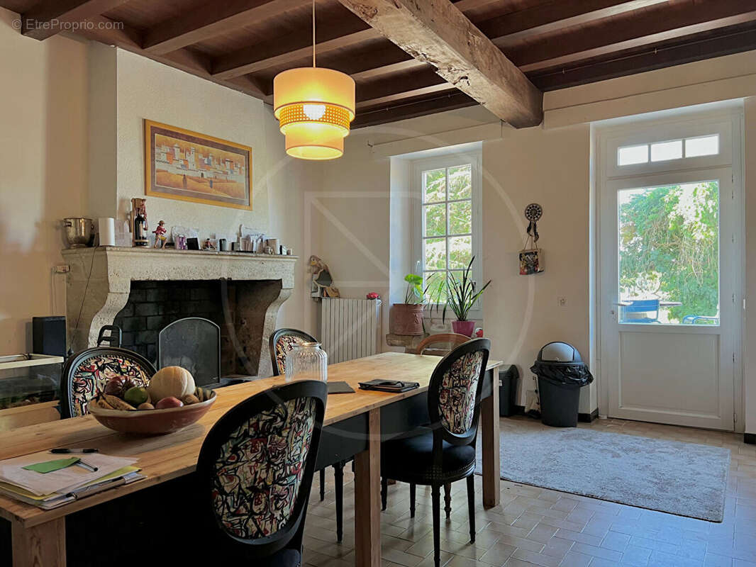 Maison à SAUVETERRE-DE-GUYENNE