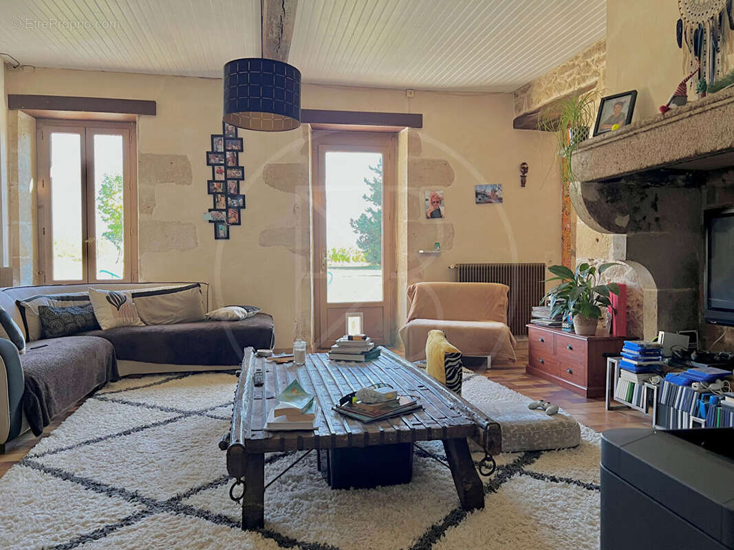 Maison à SAUVETERRE-DE-GUYENNE