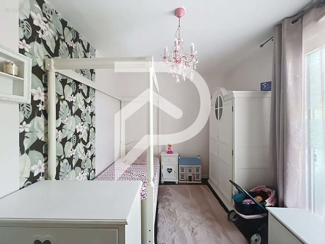 Appartement à ROISSY-EN-BRIE