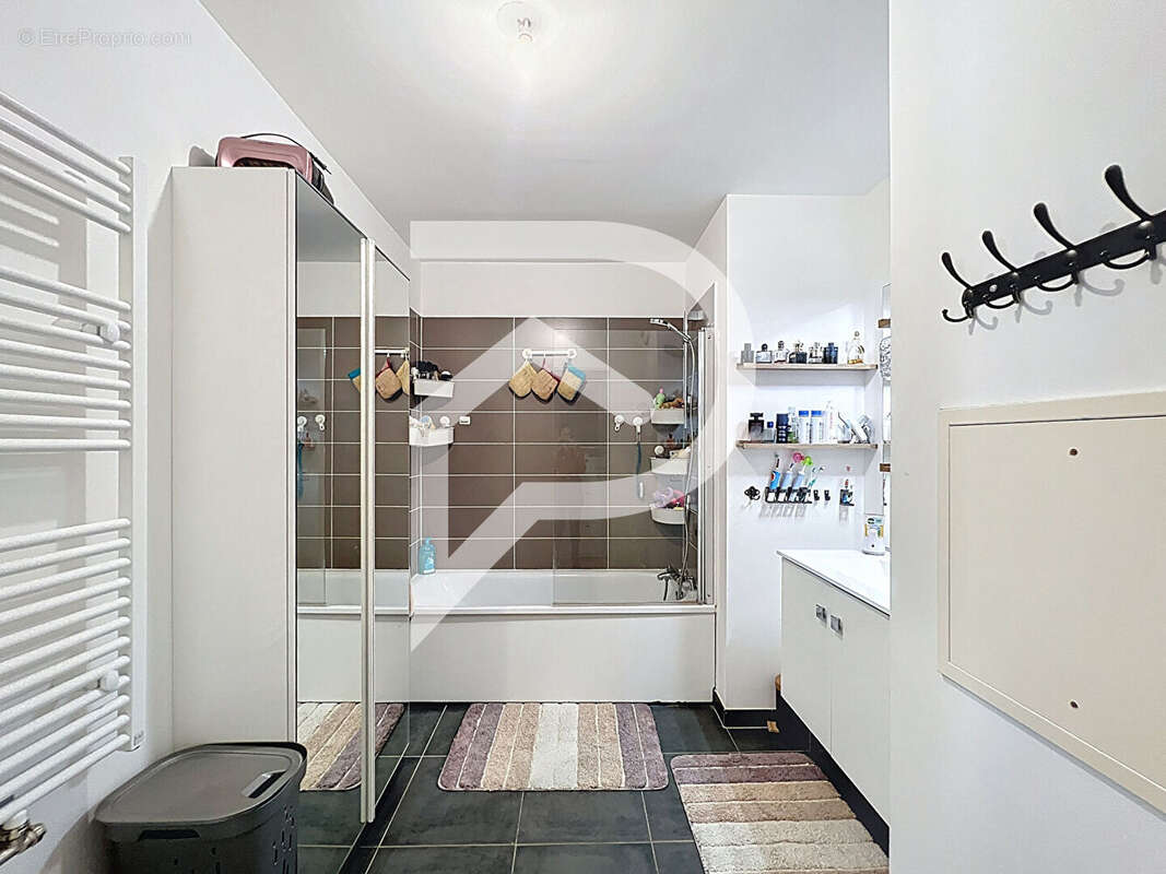 Appartement à ROISSY-EN-BRIE