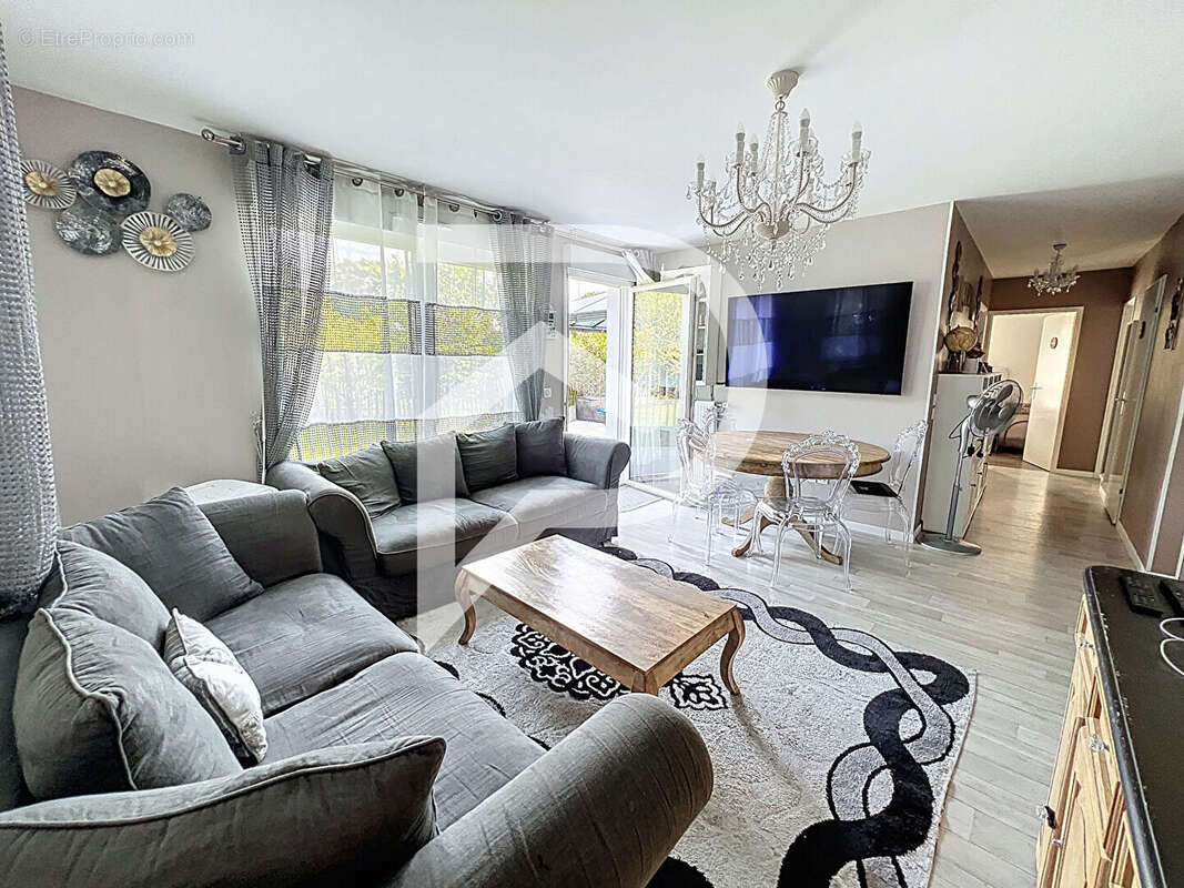 Appartement à ROISSY-EN-BRIE