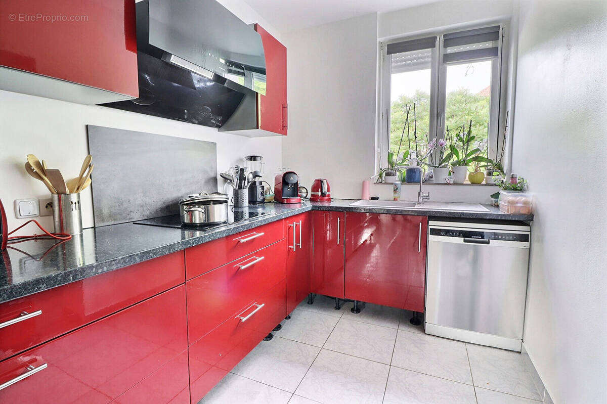 Maison à AUDUN-LE-ROMAN