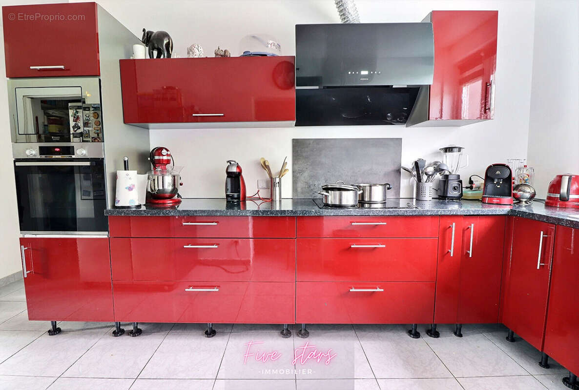 Maison à AUDUN-LE-ROMAN