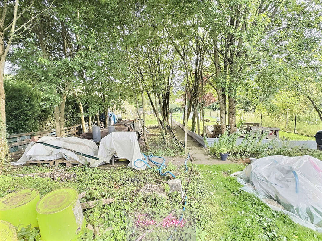 Maison à AUDUN-LE-ROMAN