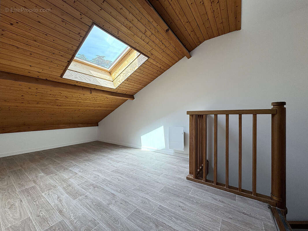 Appartement à ALBERTVILLE