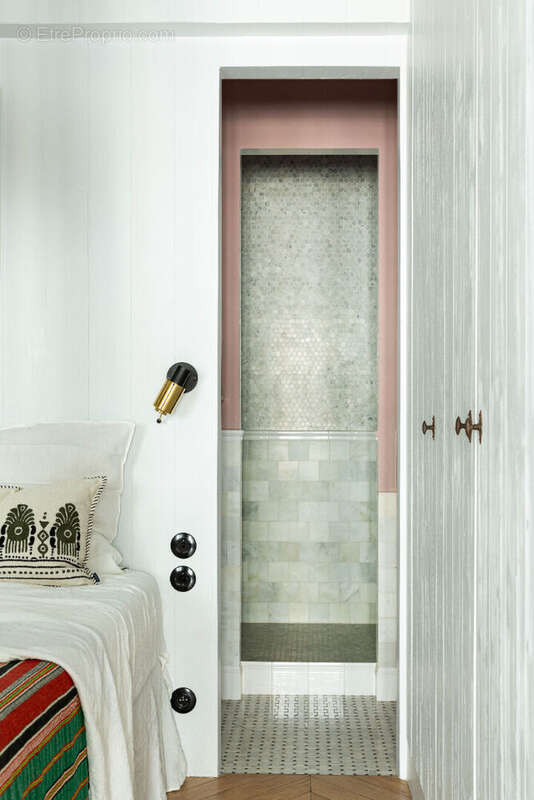 Appartement à PARIS-2E