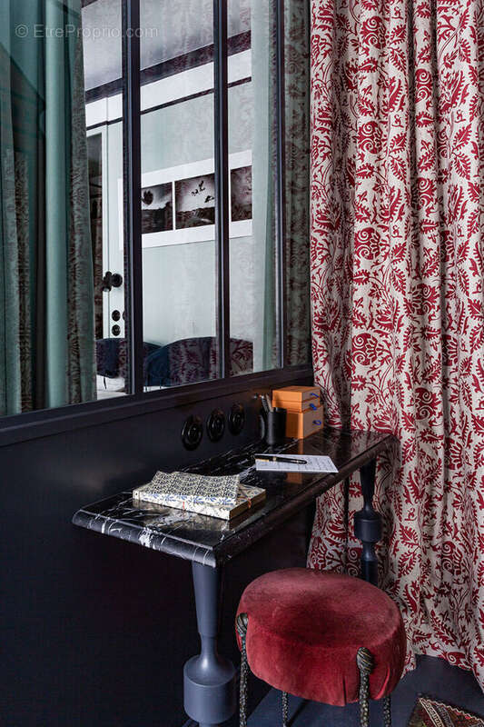 Appartement à PARIS-2E