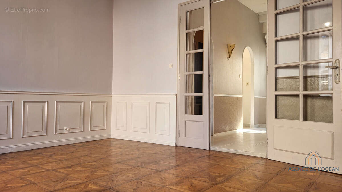 Appartement à LE PALAIS