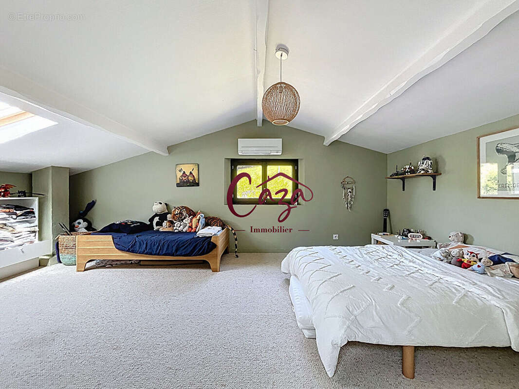 Maison à CAMBLANES-ET-MEYNAC