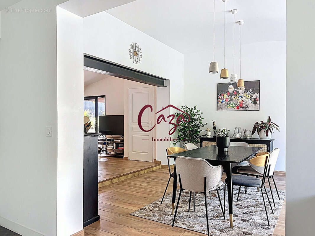 Maison à CAMBLANES-ET-MEYNAC