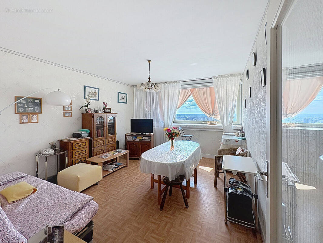 Appartement à BAGNOLET