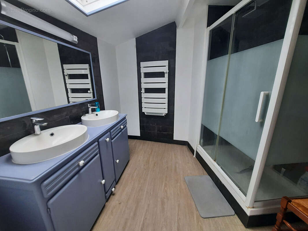 Maison à SAINT-MALO-DE-GUERSAC