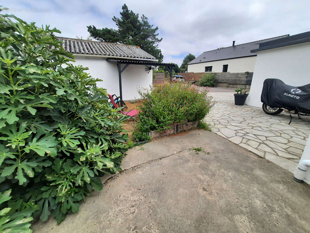 Maison à SAINT-MALO-DE-GUERSAC