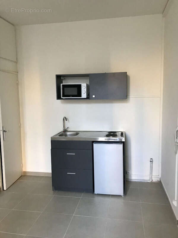 Appartement à MARSEILLE-4E