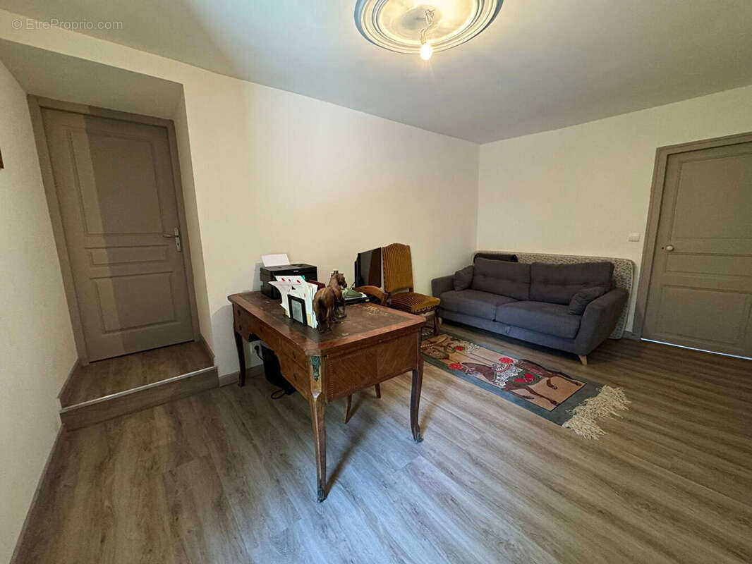 Maison à SAINT-SULPICE-LAURIERE