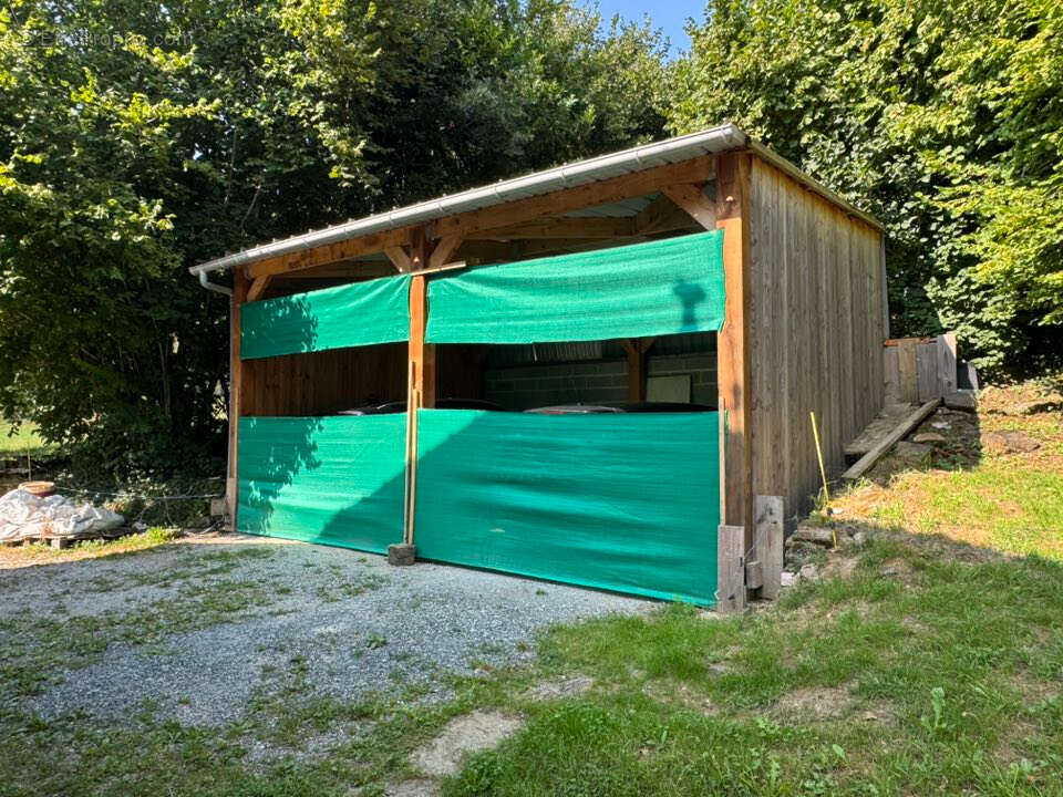 Maison à SAINT-SULPICE-LAURIERE