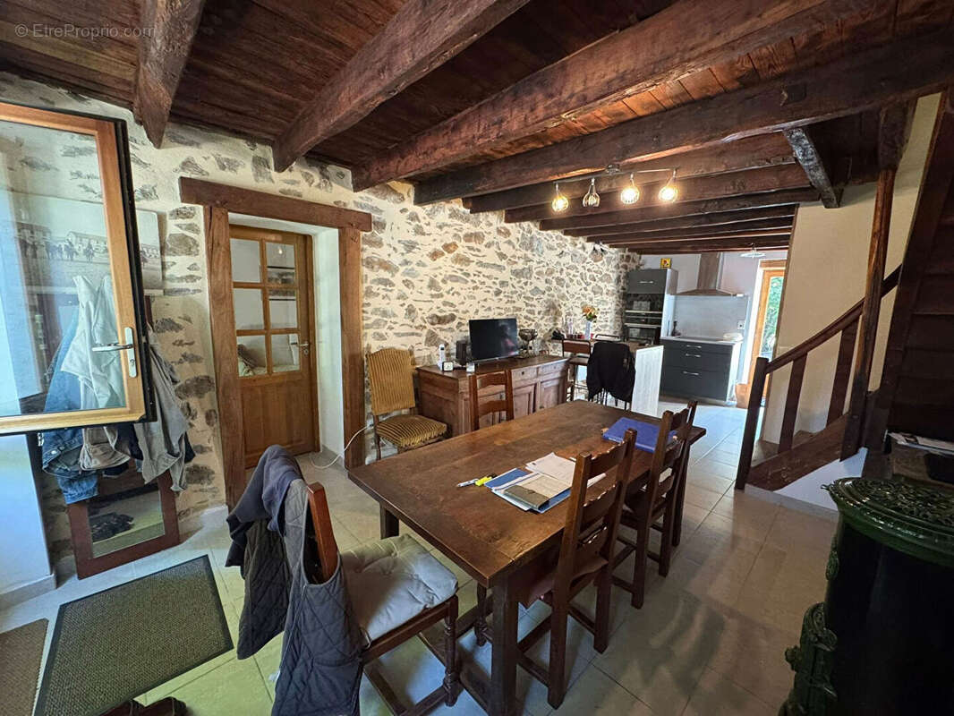 Maison à SAINT-SULPICE-LAURIERE