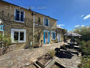 Maison à MAGNAC-LAVAL