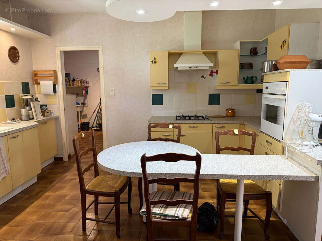 Maison à VILLEMOUSTAUSSOU