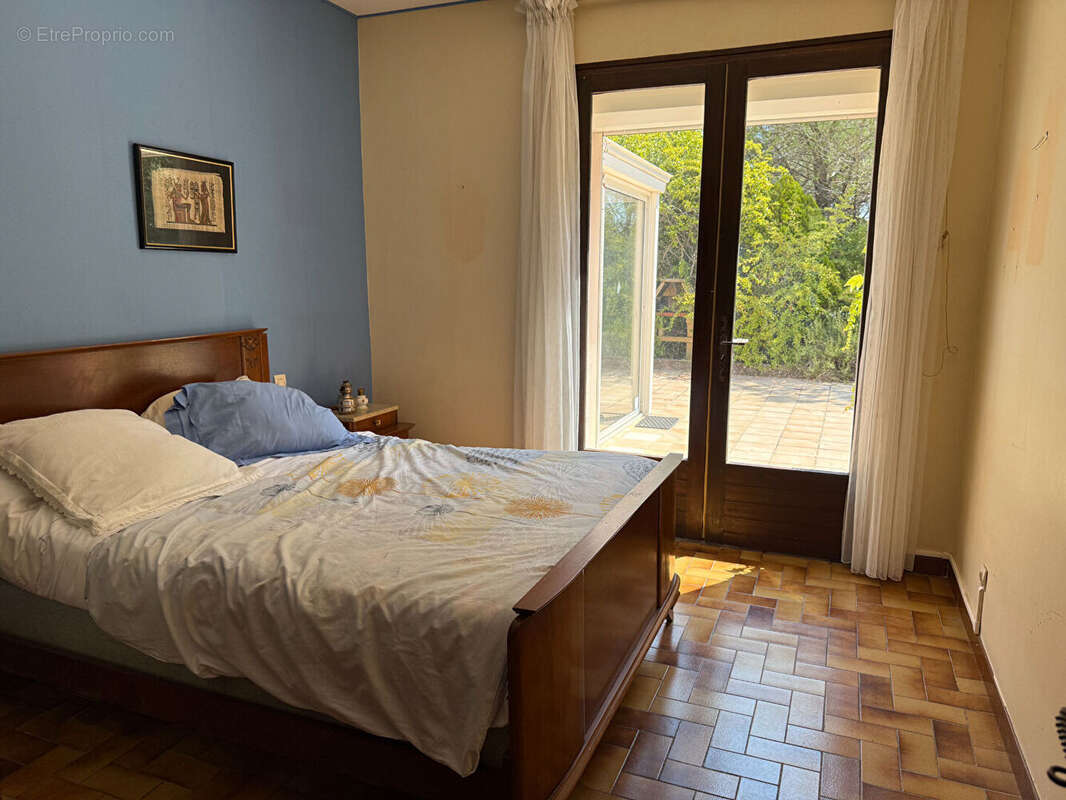 Maison à VILLEMOUSTAUSSOU