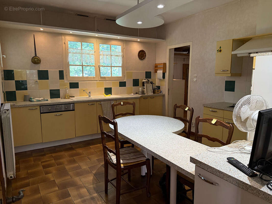 Maison à VILLEMOUSTAUSSOU