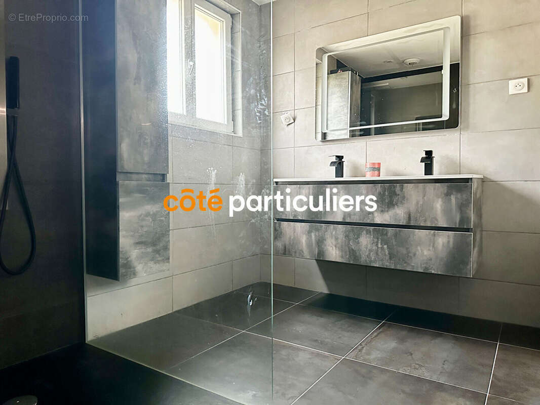 Maison à THAON-LES-VOSGES