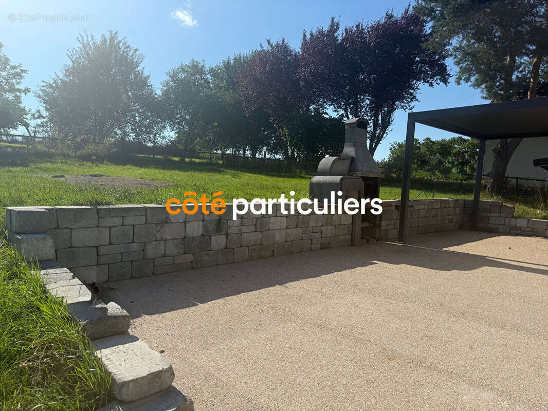 Maison à THAON-LES-VOSGES