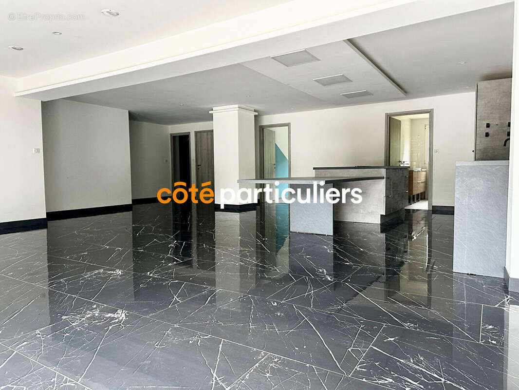 Maison à THAON-LES-VOSGES