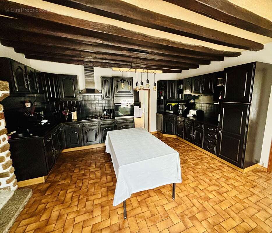 Maison à SOUGE-LE-GANELON