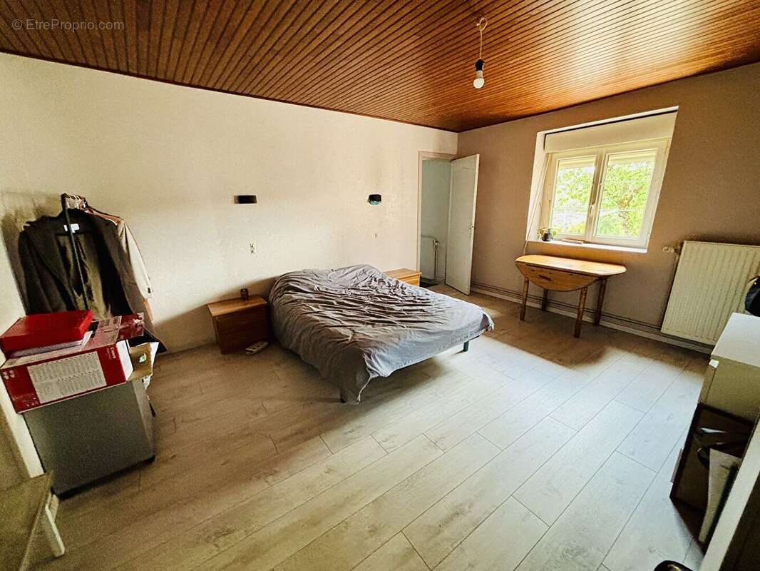 Maison à SOUGE-LE-GANELON