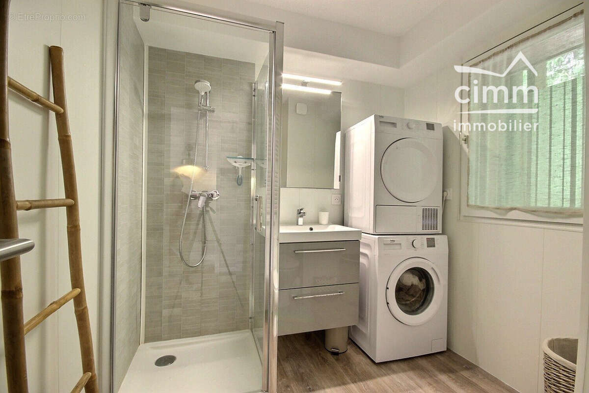 Maison à ARACHES-LA-FRASSE