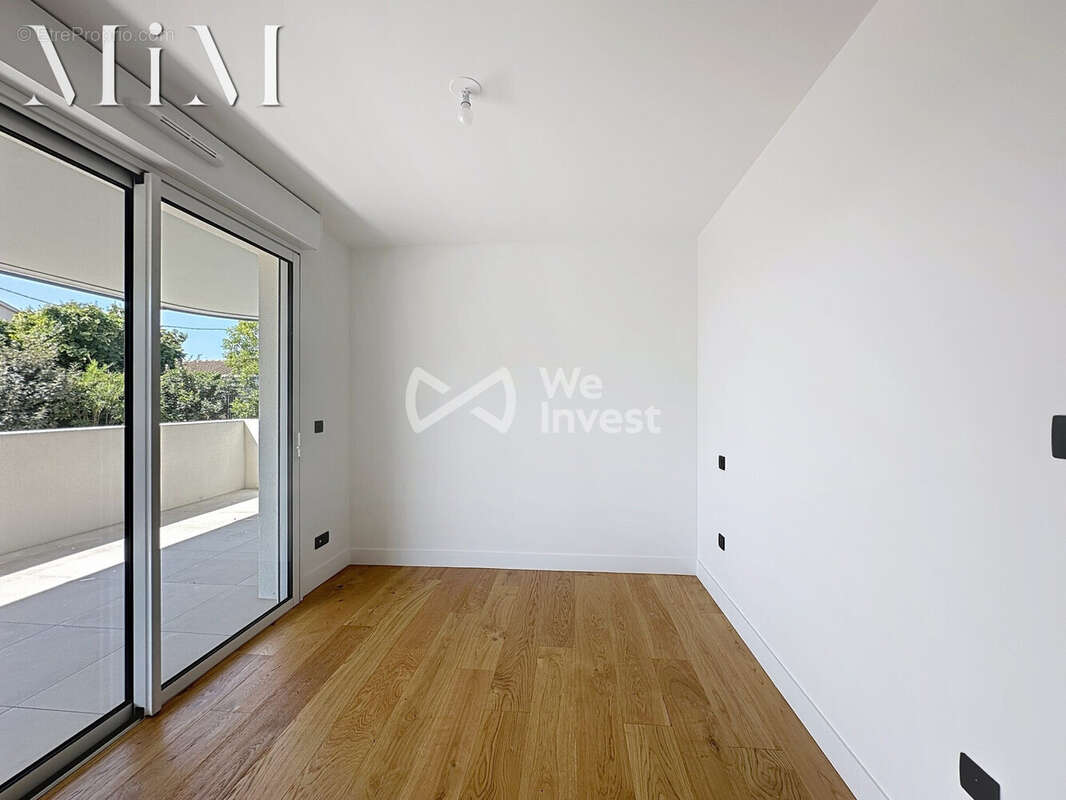 Chambre 2 - Appartement à BAILLARGUES