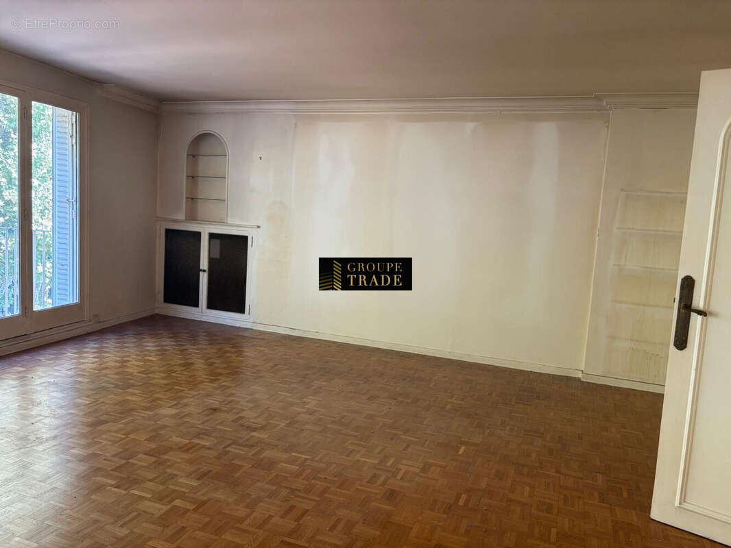 Appartement à SAINT-MAUR-DES-FOSSES