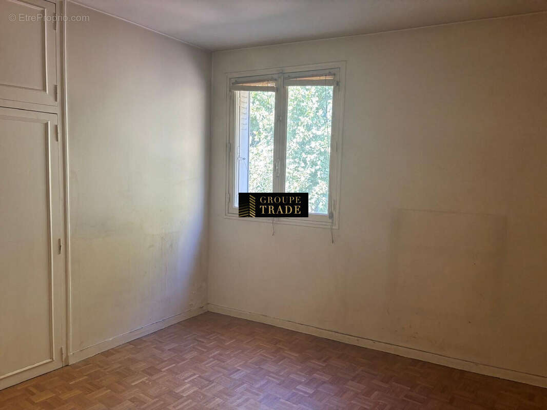 Appartement à SAINT-MAUR-DES-FOSSES