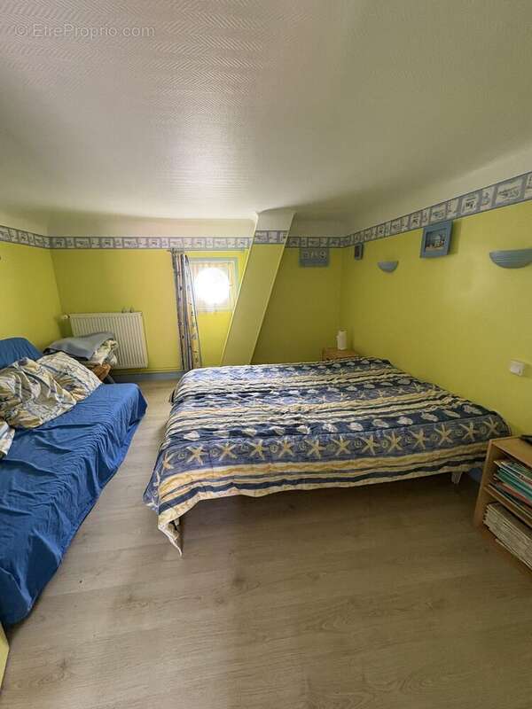 Maison à REGNIERE-ECLUSE