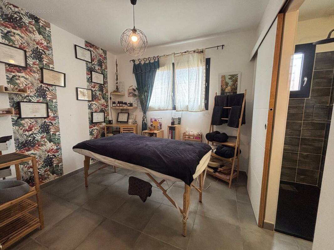 Maison à MONTESQUIEU-DES-ALBERES