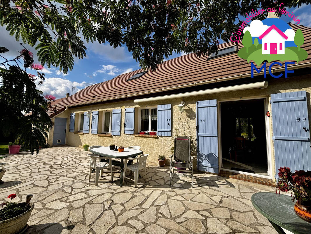 Maison à DAMMARTIN-EN-SERVE