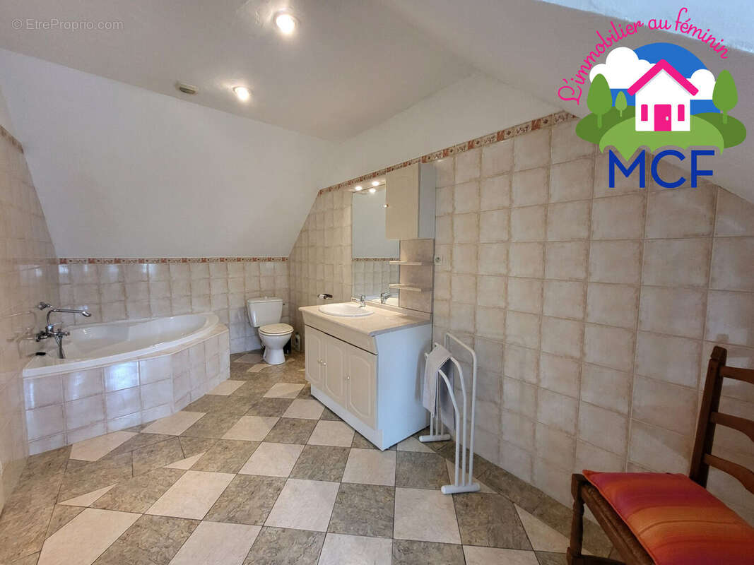 Maison à DAMMARTIN-EN-SERVE