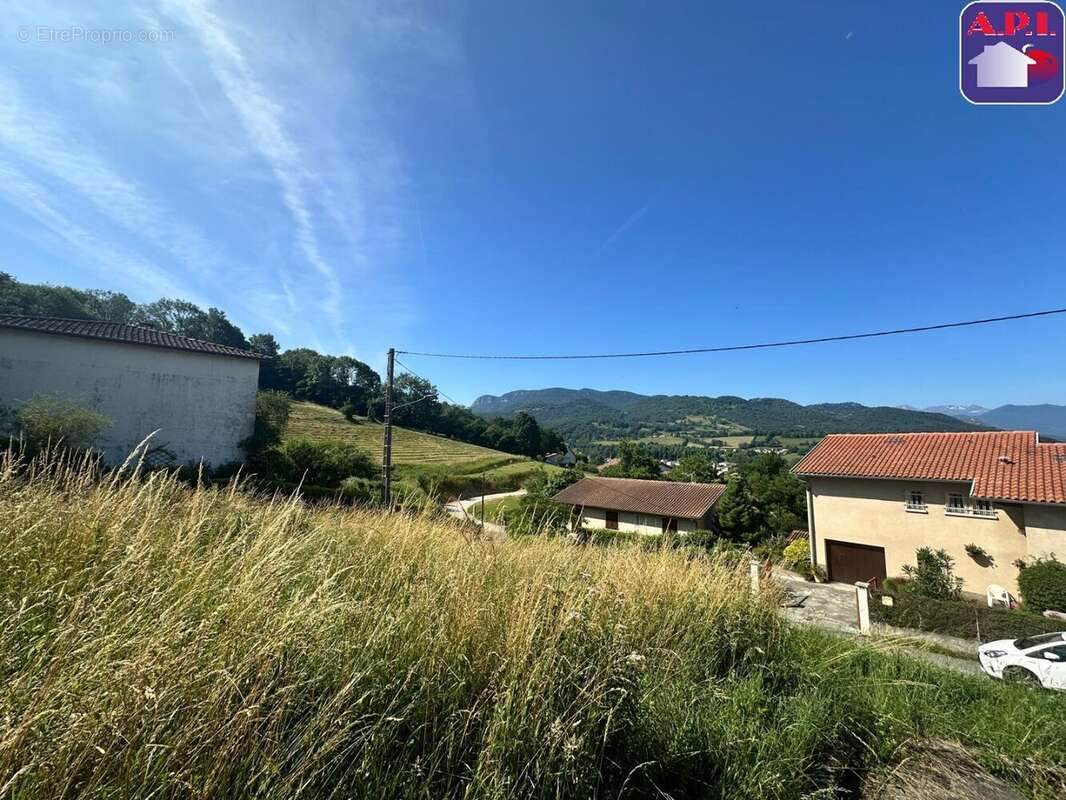 Terrain à SAINT-GIRONS