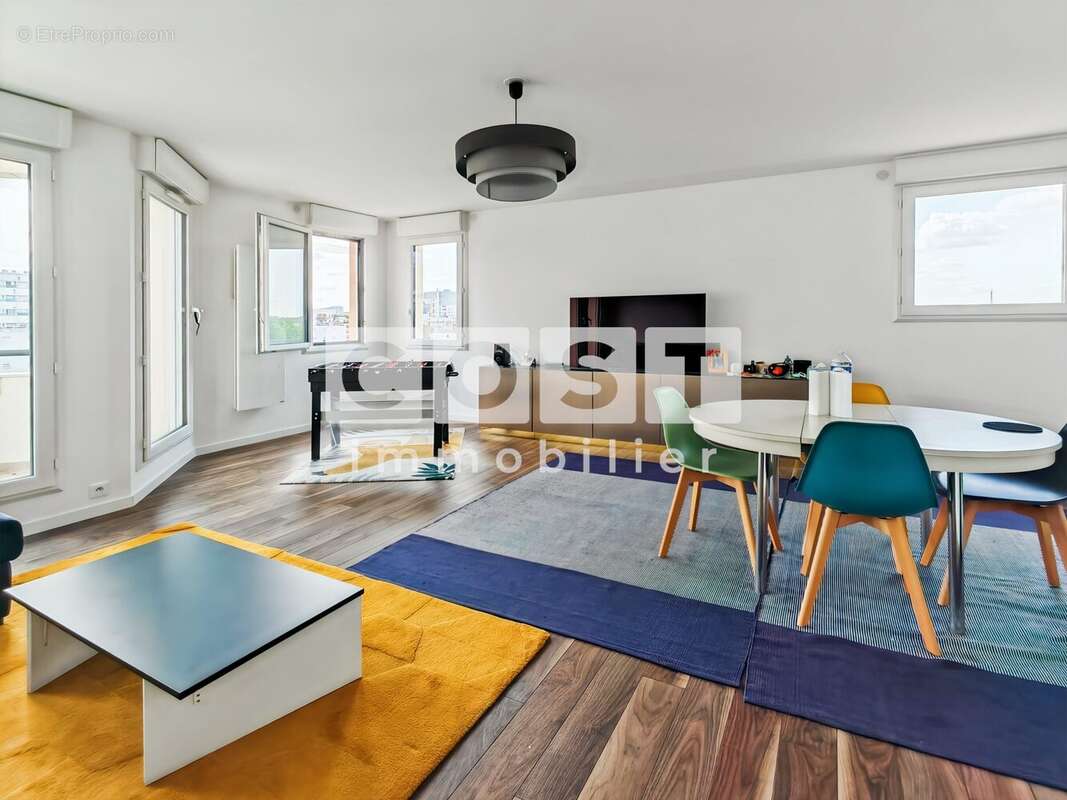 Appartement à ASNIERES-SUR-SEINE