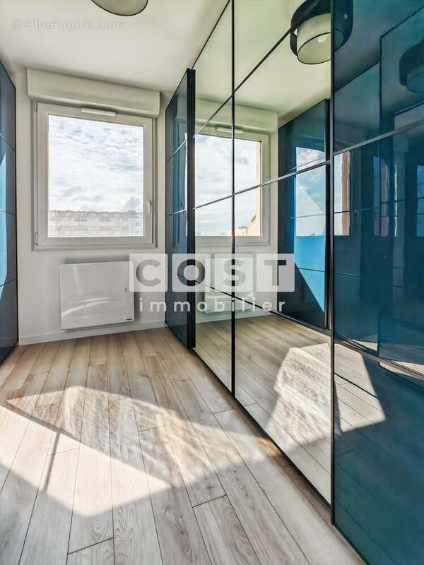 Appartement à ASNIERES-SUR-SEINE