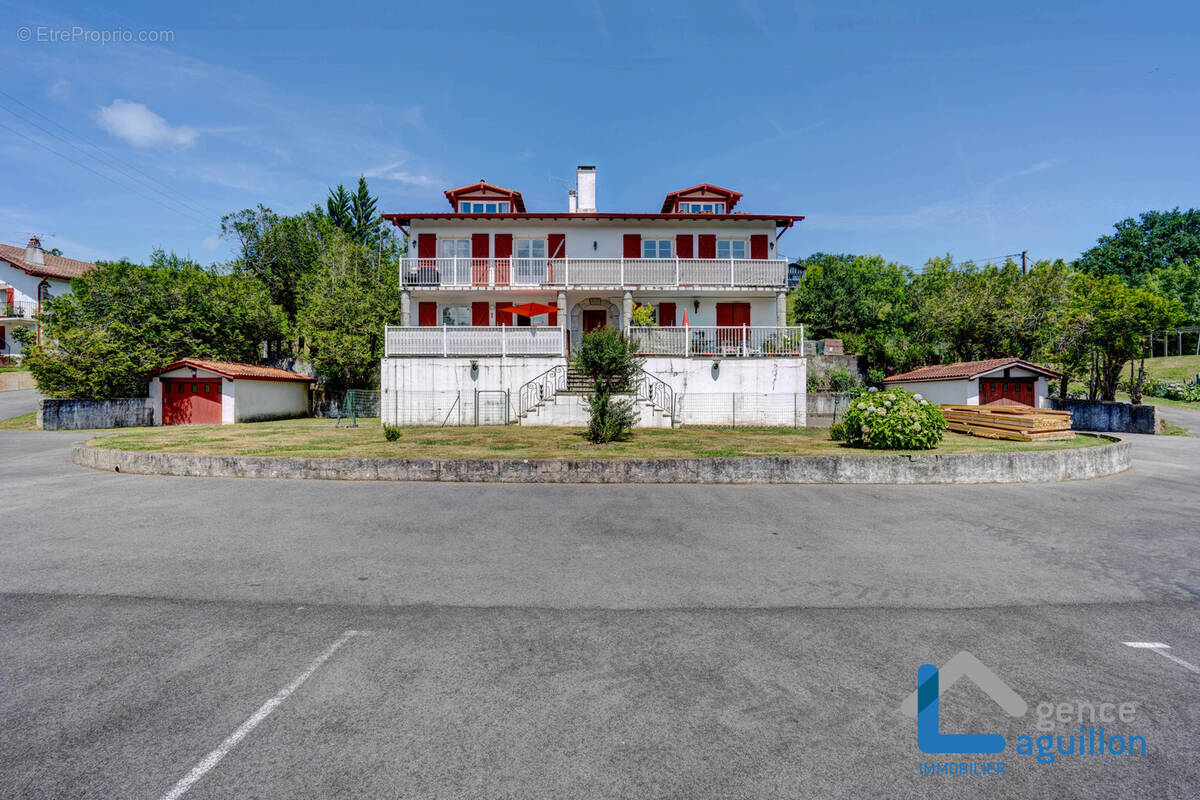 Appartement à SAINT-PEE-SUR-NIVELLE