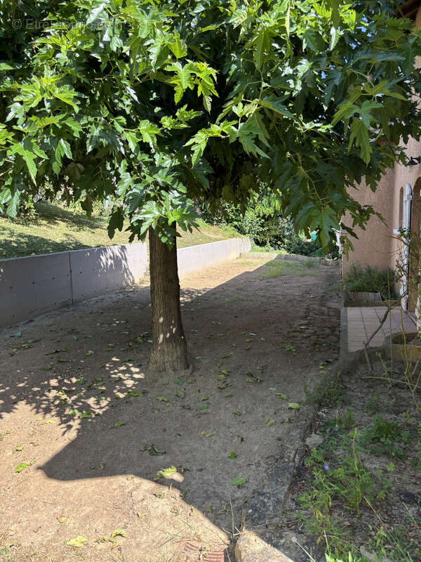 Maison à SAINT-CYR-AU-MONT-D&#039;OR