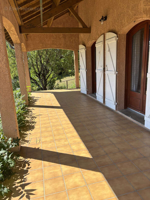 Maison à SAINT-CYR-AU-MONT-D&#039;OR