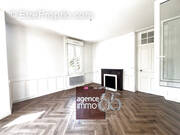 Appartement à ESQUIEZE-SERE