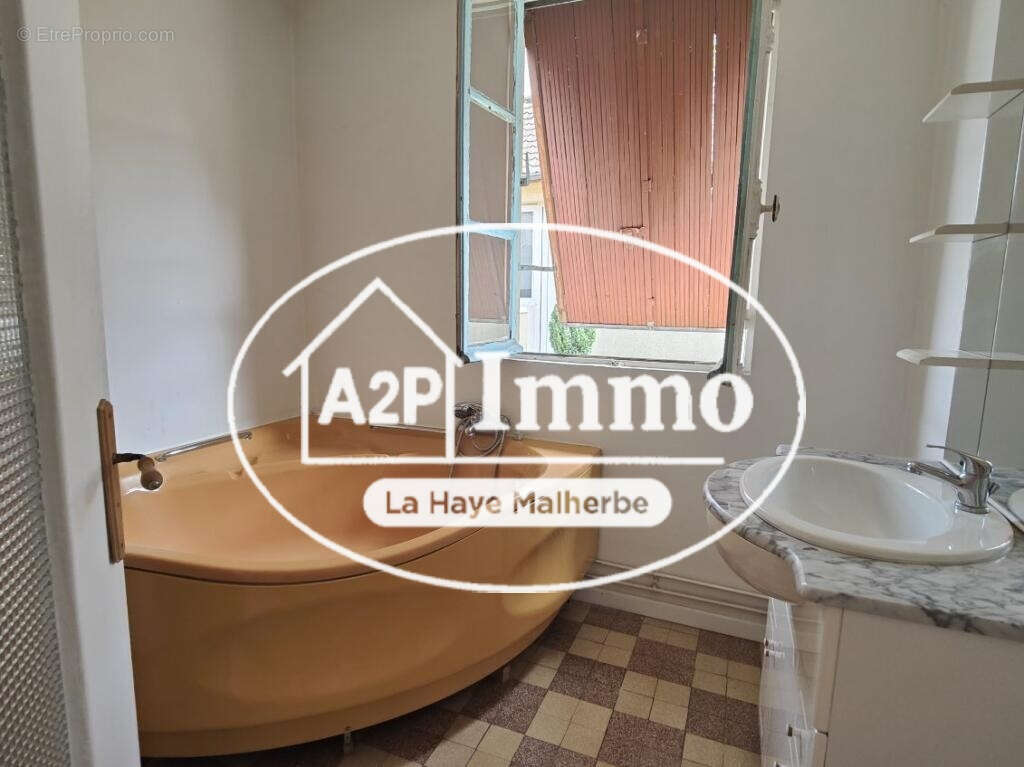 Maison à INCARVILLE