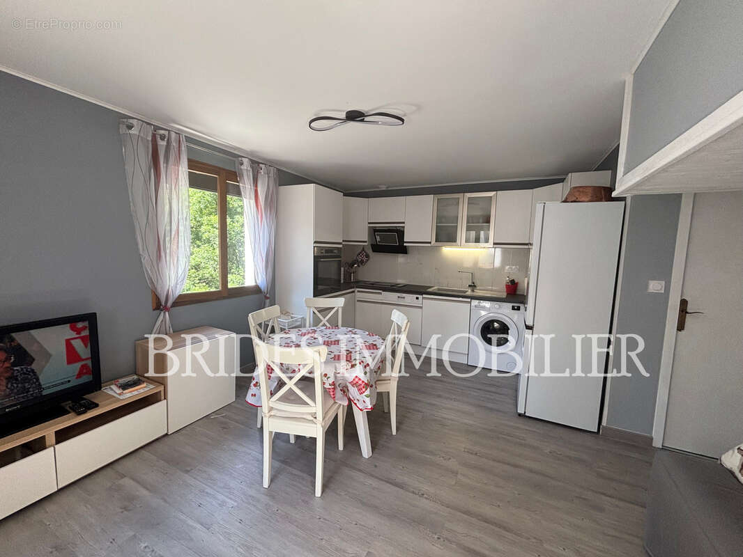 Appartement à BRIDES-LES-BAINS