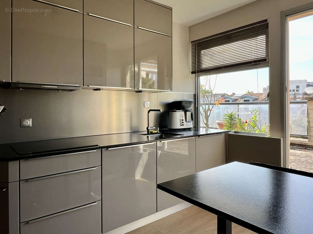 Appartement à BORDEAUX