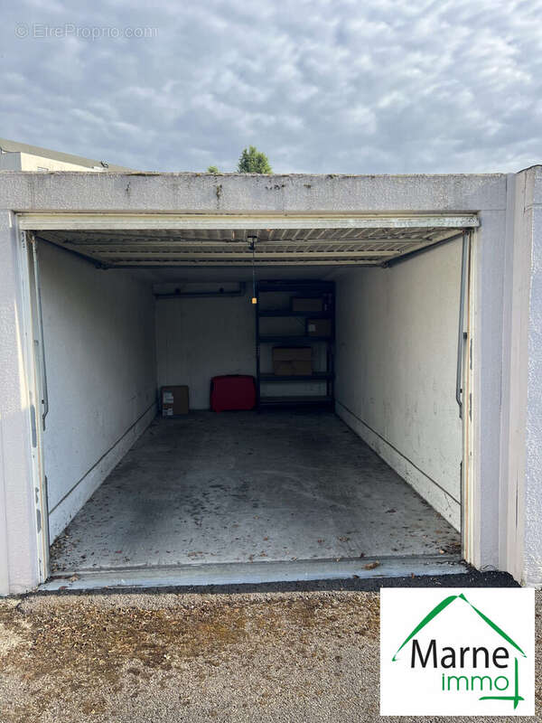 Parking à BISCHHEIM